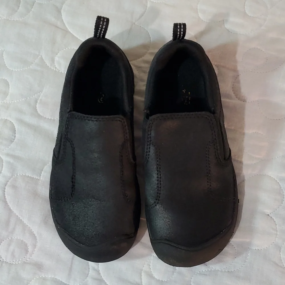 Keen Boys Black Leather Mocs Size 13
